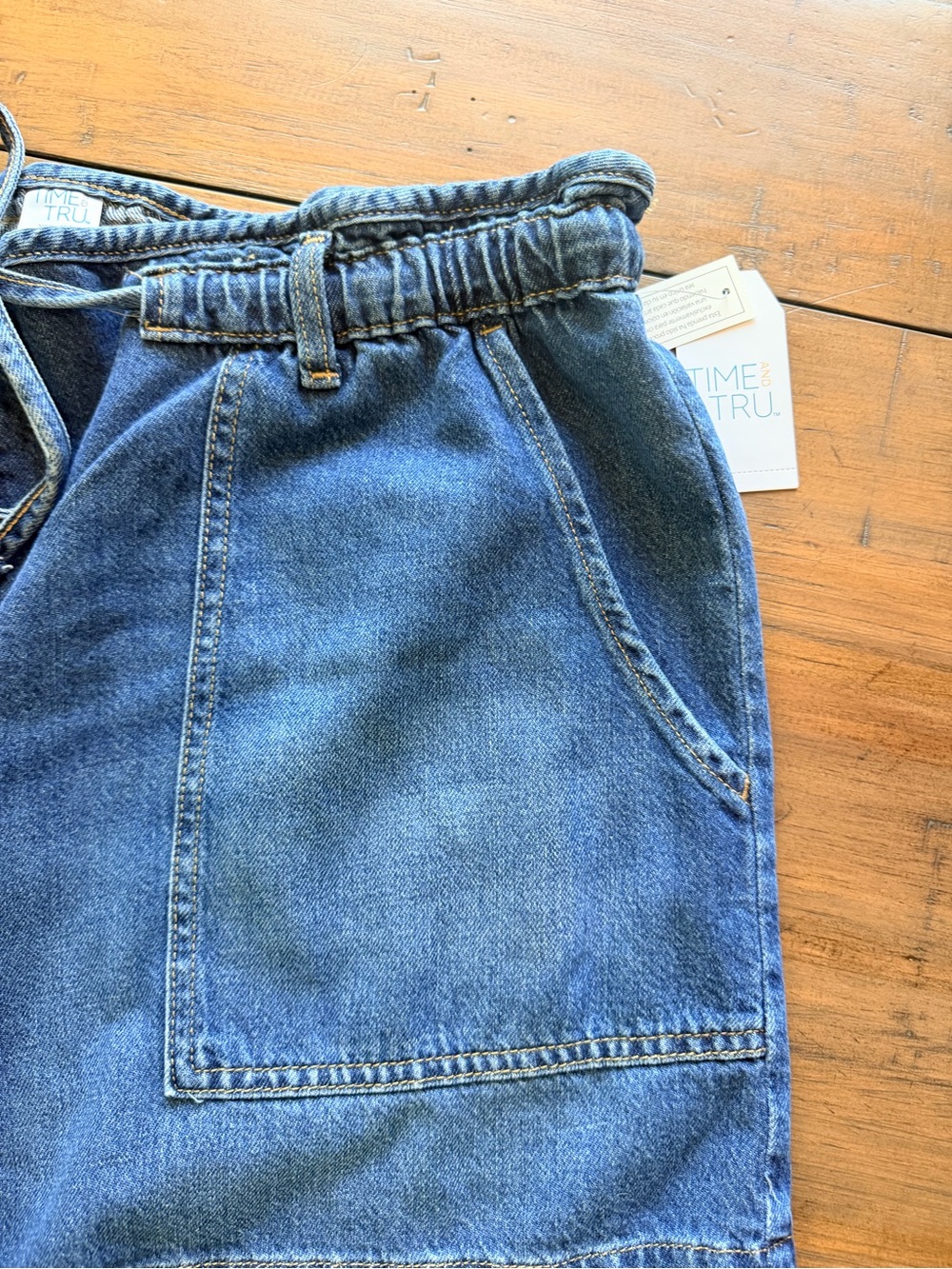 Time and Tru Blue Denim Elastic Waist Drawstring Shorts - Picture 2 of 9